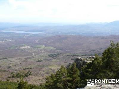 Navarredonda - San Mamés y Embalse de Riosequillo - senderistas; clubes de montaña madrid